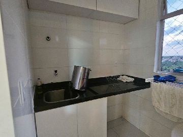 �rea de servi�o