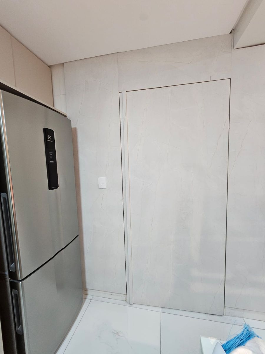 porta da �rea de servi�o